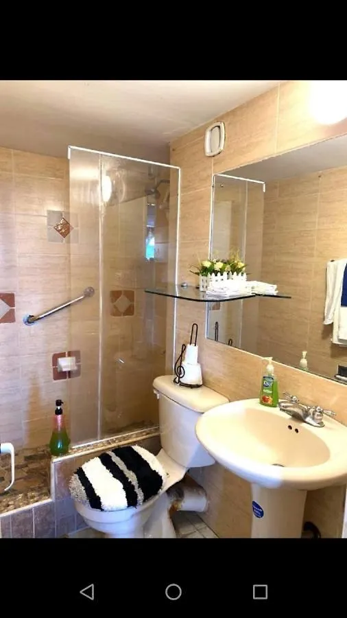 אוצ'ו ריוס Beach-Side Condos At Turtle Beach Towers ג'מייקה