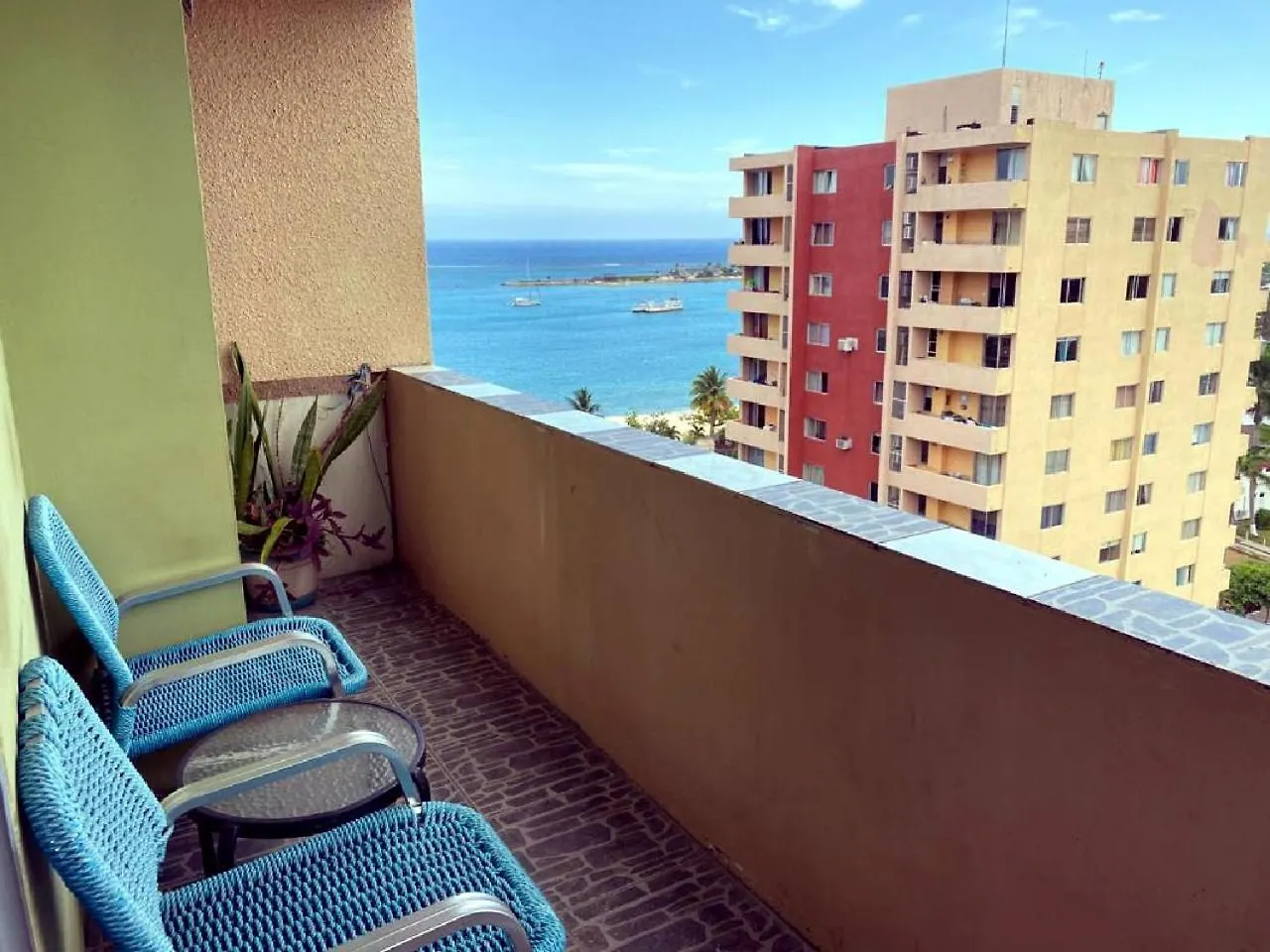 Beach-Side Condos At Turtle Beach Towers Ocho Rios Jamaica