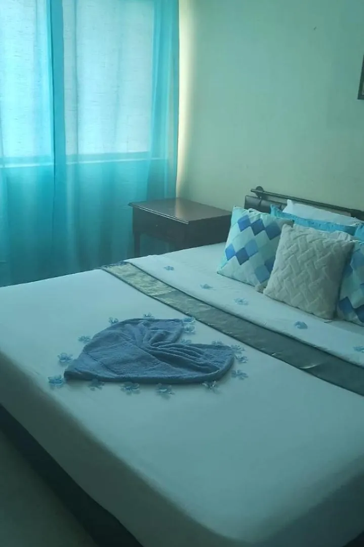 Beach-Side Condos At Turtle Beach Towers Ocho Rios Apartment