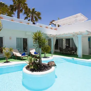 82 Villa Corralejo